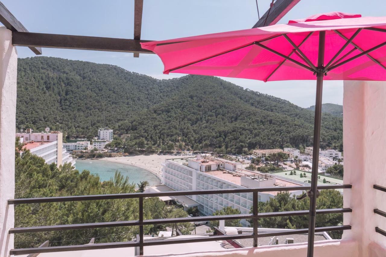 Apartamentos Catharina Maria Cala Llonga  Esterno foto