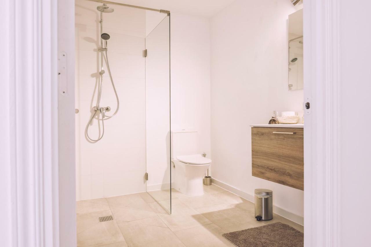 Apartamentos Catharina Maria Cala Llonga  Esterno foto