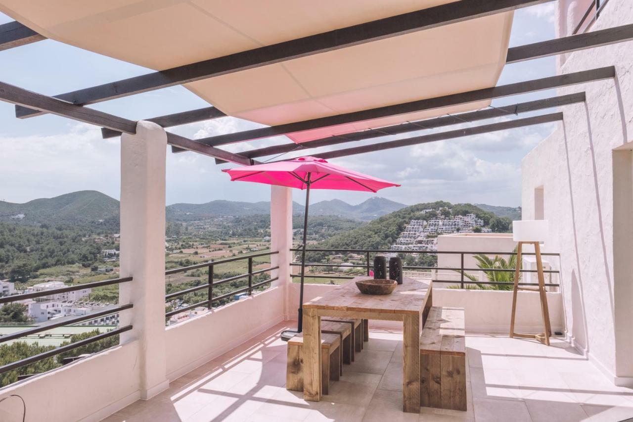 Apartamentos Catharina Maria Cala Llonga  Esterno foto