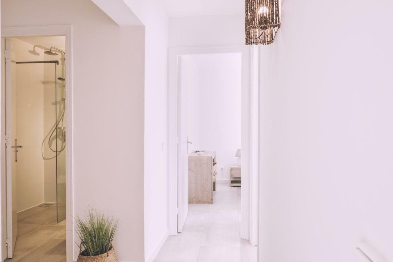 Apartamentos Catharina Maria Cala Llonga  Esterno foto