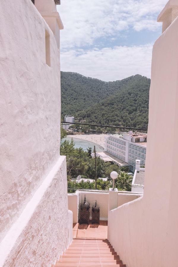 Apartamentos Catharina Maria Cala Llonga  Esterno foto