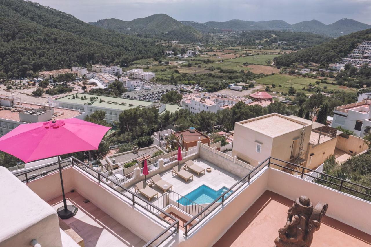 Apartamentos Catharina Maria Cala Llonga  Esterno foto
